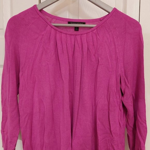 Banana Republic Factory Sweaters - BANANA Republic Hot Pink Sweater Size Large